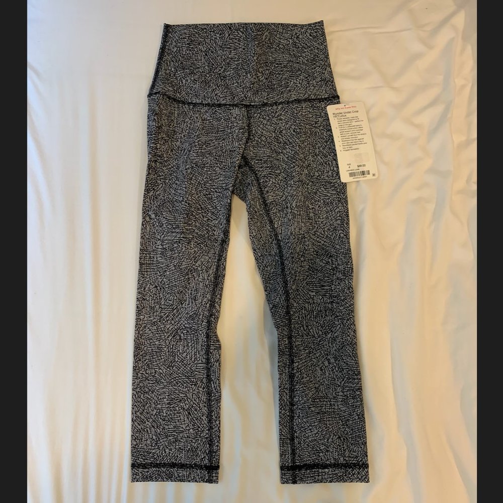 NWT lululemon Wunder Under HR Crop 21" Fullux